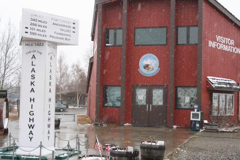 Delta Junction, das offizielle und bei Schneetreiben um 0 Grad ziemlich sang- und klanglose Ende des legendren Alaska Highway (NBJ)