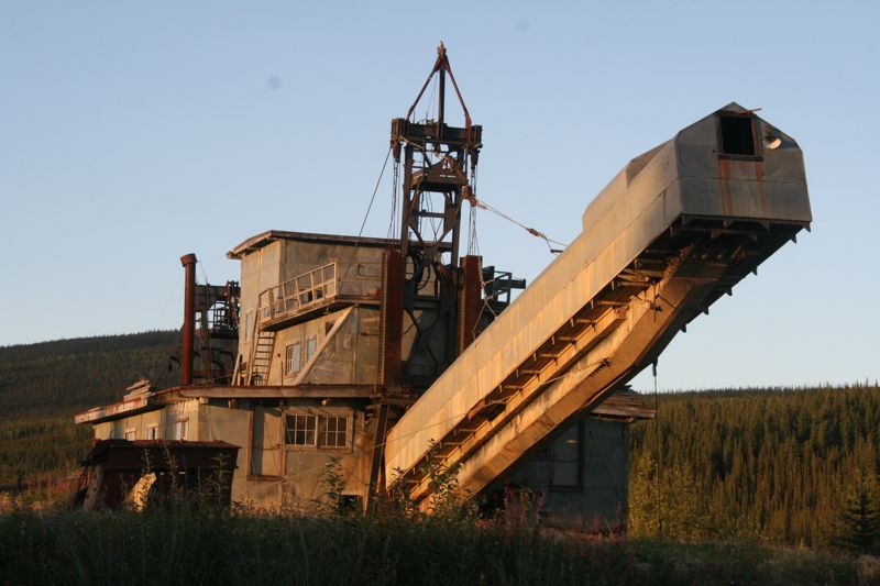 Pedro Creek Dredge, ein Goldbaggerungetm aus den 60-er Jahren